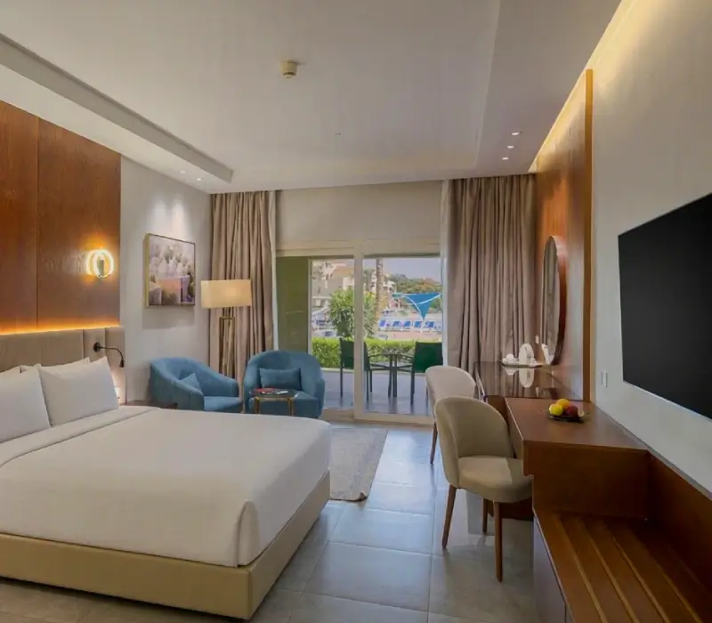 Deluxe King Ground Pool